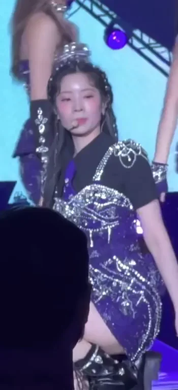 TWICE Dahyun & Nayeon: K-Pop Slutty Stage Tease Fap Fuel