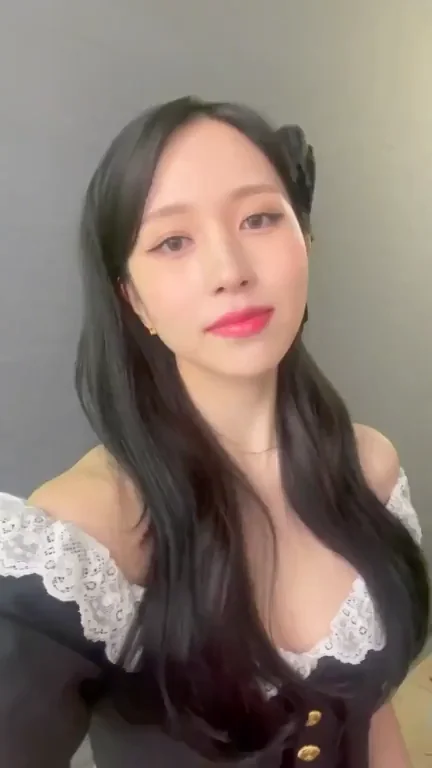 TWICE - Mina