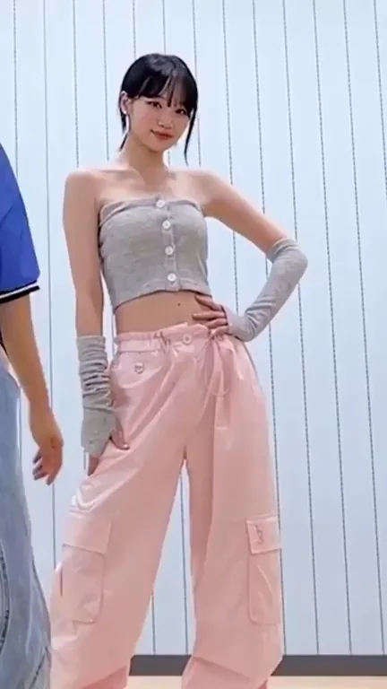 Le_Sserafim - Chaewon