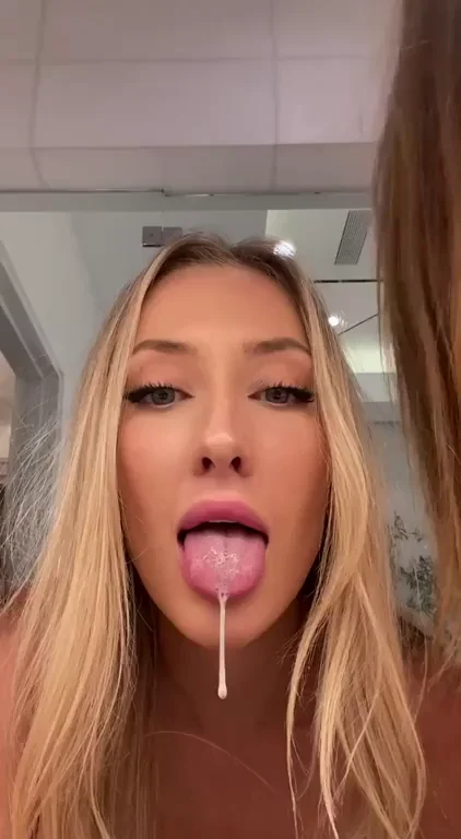 Blonde Dyke Slut Craves Creamy Facial on Her Juicy Lips