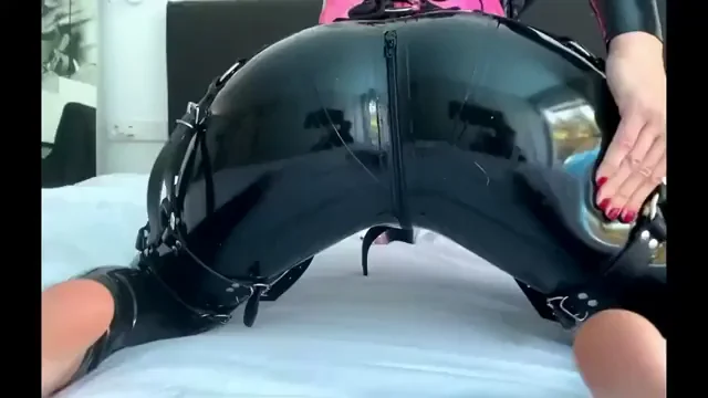 My ass looks like a mirror
