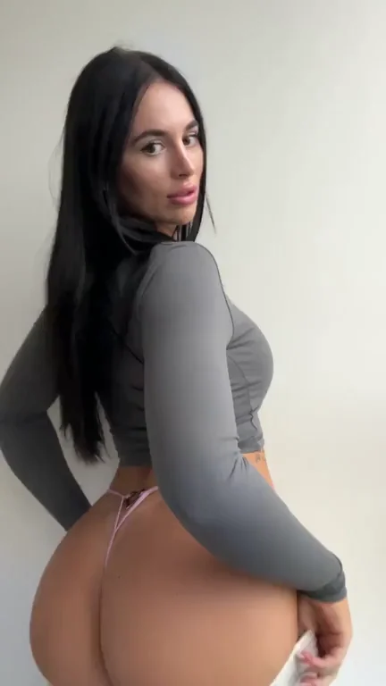 [TW] The pretty ones always have the best tits 😁‰