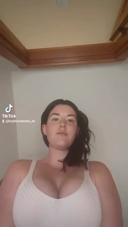 Gotta Sit on This Fat Cock 😈🍑