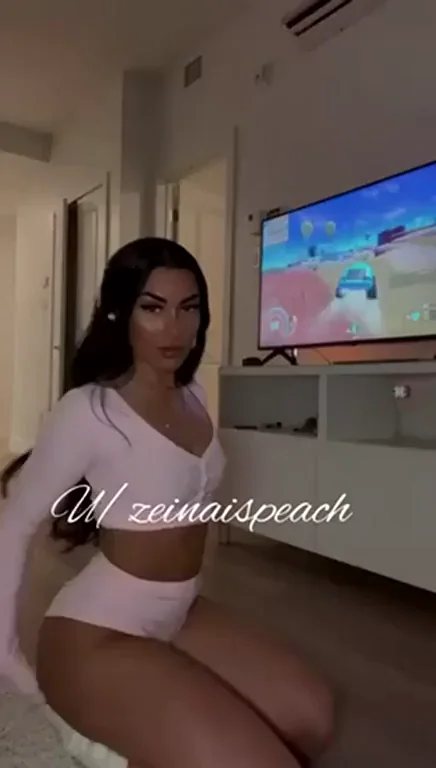 Perfect Girlfriend Tease in Pink Thong 💕🍑