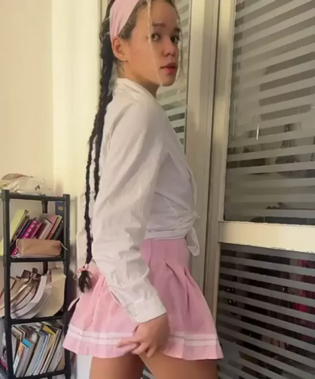 Teeny Skirt Tease: Lift or Flash in Public?