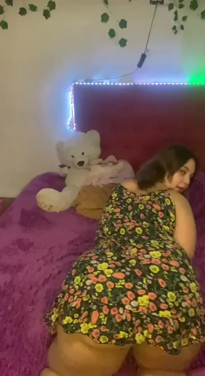 are older men really into chubby sluts like me?
