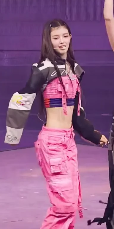 Danielle's Slutty Pink Cargo Dance 🍑💃🔥