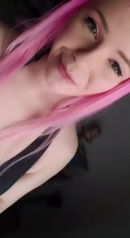 Hit that ? if you want a go at my throat ? snap: OliviaViixx
