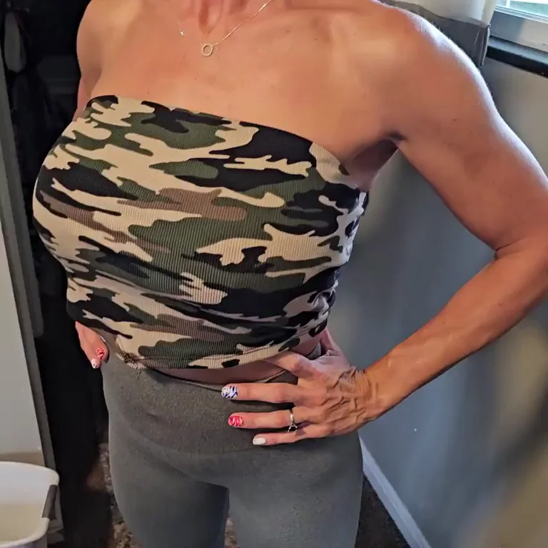 Gym Rack Titty Drop 💦😈