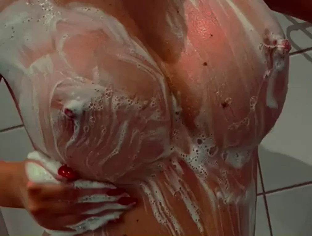 Morning shower 😁