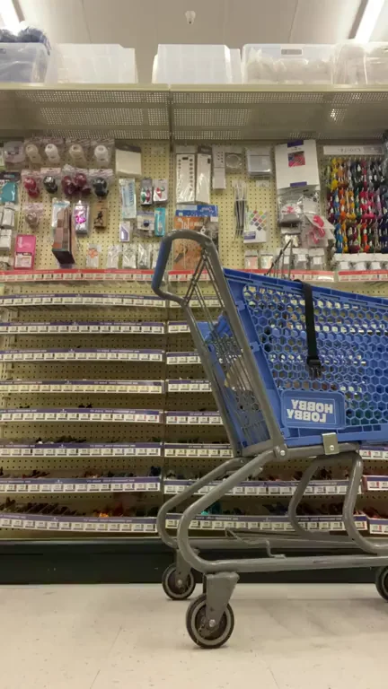 Craft Stores always put me in a good mood!?? [GIF]