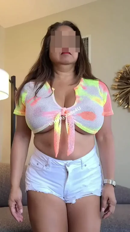 My jiggling titties