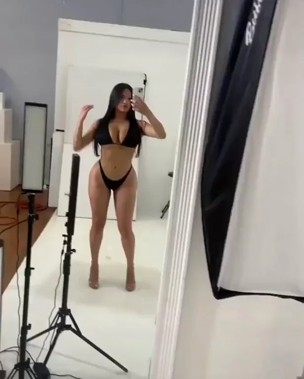 Woahh Bikini Babe's Massive Tits Tease