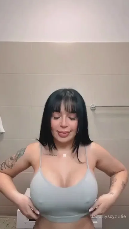 Lovely Teen Tits Tease 💦🍈🍈