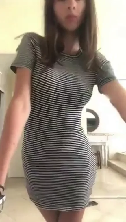 Pay Up for My Juicy Ass Tease 😈🍑