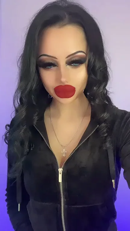 Unzipping My Massive Bolted-On Tits 😈💦