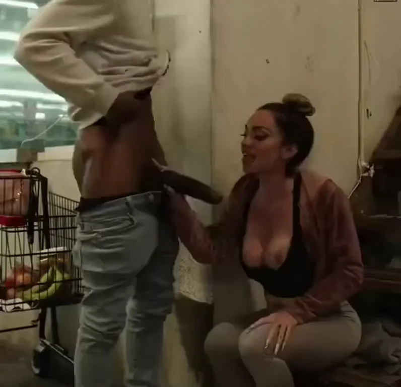 She can't get enough of a bbc😁³