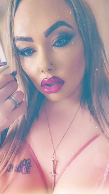 Thiccc Australian Queen x