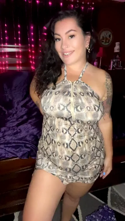 Being a naughty housewife while hubby is away
