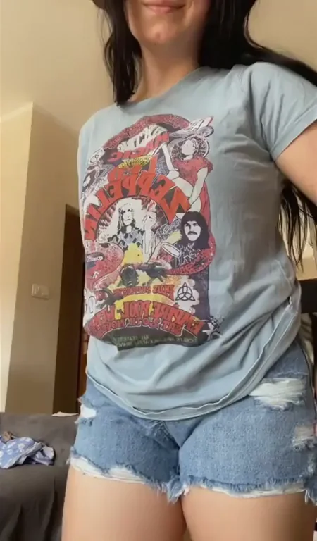 Come Feel My Massive Bouncing Tits 💥🍈🍈