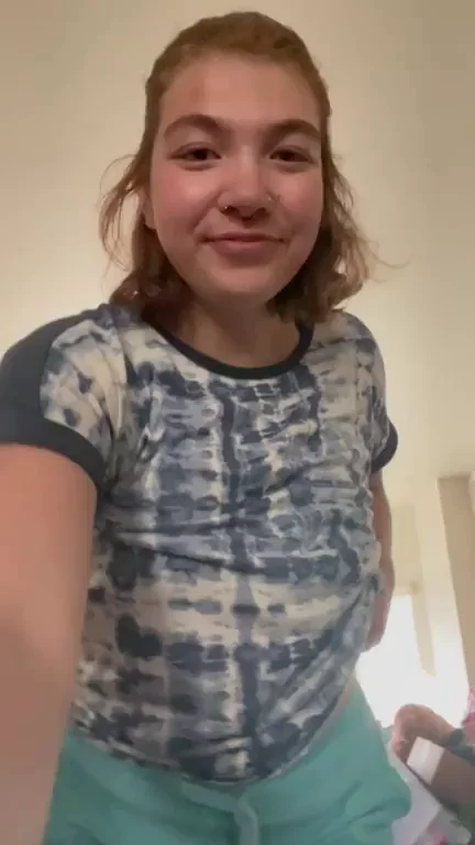 MILF Tease: Watch My Perky Titties Jiggle & Drop 😍💦