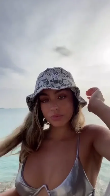 Sommer Ray