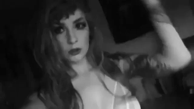 Undead Goth Babe Tease 💀🔥