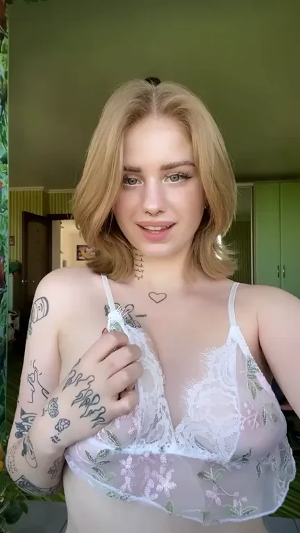 Set these natural titties free [oc]