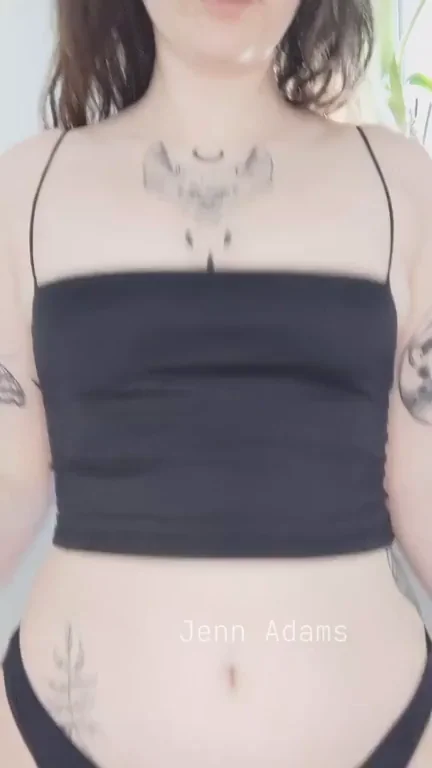 Your daily dose of natural tits