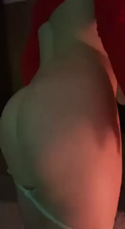 Caught Myself Stripping for Bedtime Tease 😈🍑💦