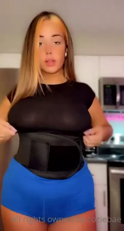 Thicc Bombshell's Massive Titties Tease 💦🍈🍈