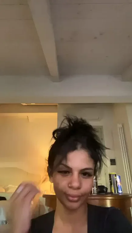 Thick Latina Tease: Hope Older Daddies Dig My Juicy Boobies & Booty