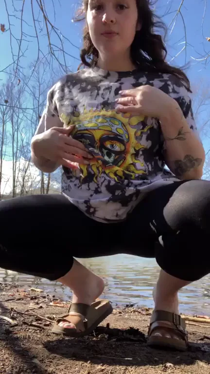 Naughty Wife's Teasing Trail Squat Hike 😈🍑