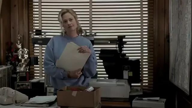 Melanie Griffith -- flash scene -- Now with Slo-mo