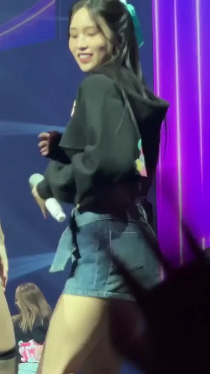 🔥 TWICE Mina, Nayeon & Jihyo Tease with Thicc Asses & Tiny Shorts 💦