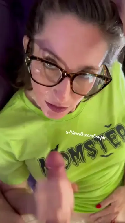 Daddy's Obedient MILF Slut Sucking Cock 😈👅💦