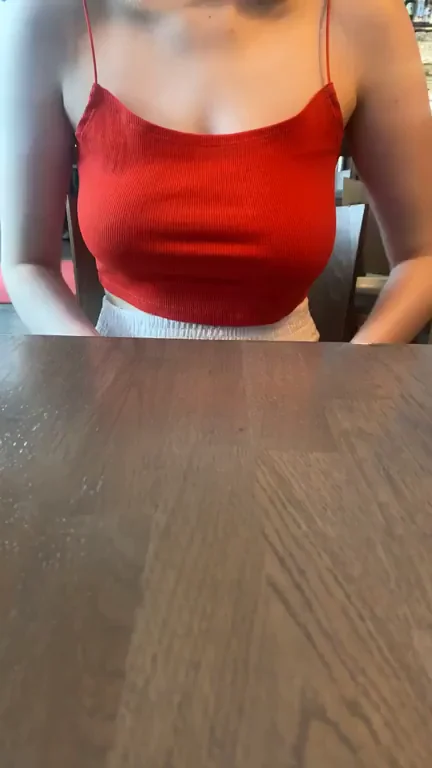 flashing my big naturals makes me so horny