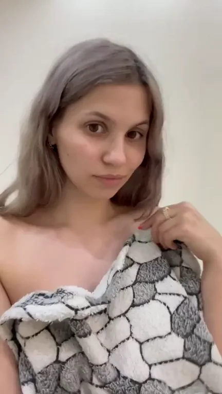 [TW] Prepare your cock for my holes