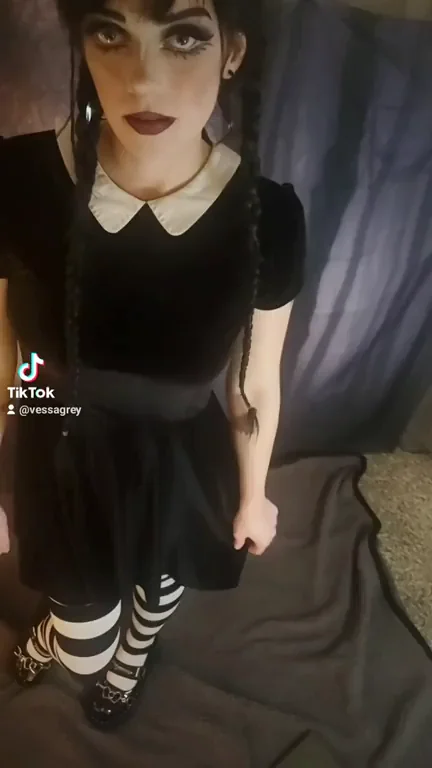 Wednesday Addams TikTok Ass Tease 🍑🔥