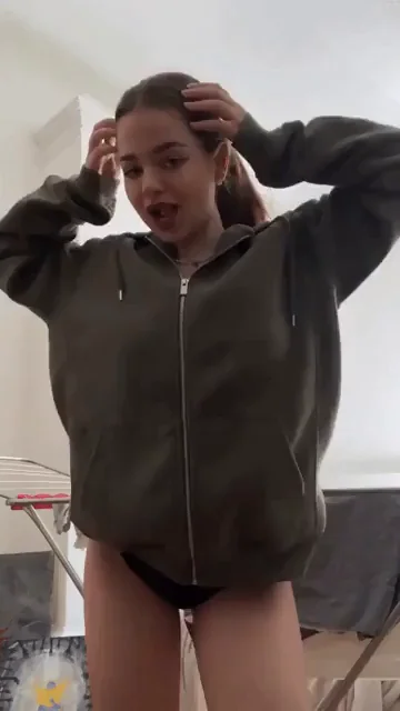 Any volunteers to eat my ass? [BA]