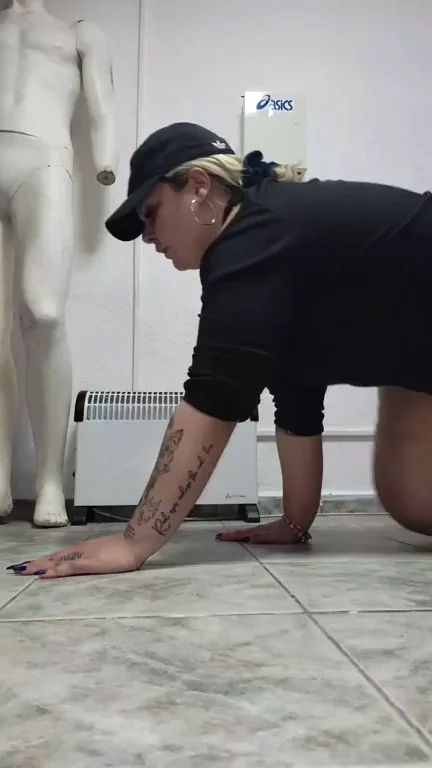 Bending Over My Massive Juicy Ass 🍑🔥
