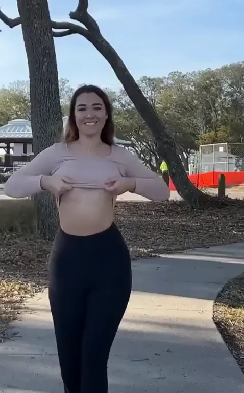 Serial Flasher's Park Titty Drop Dare: Would You Smash? 😈 OC