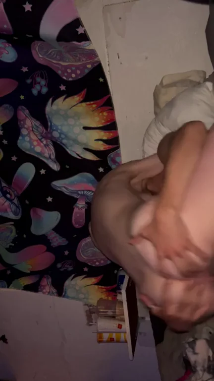 Watch my girl(19f) milk the cum out of my(19m) fat cock 😈👆€ (OC)