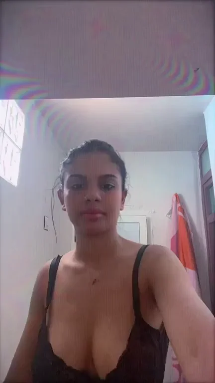 Hot Fuckdoll Begging to Get Used