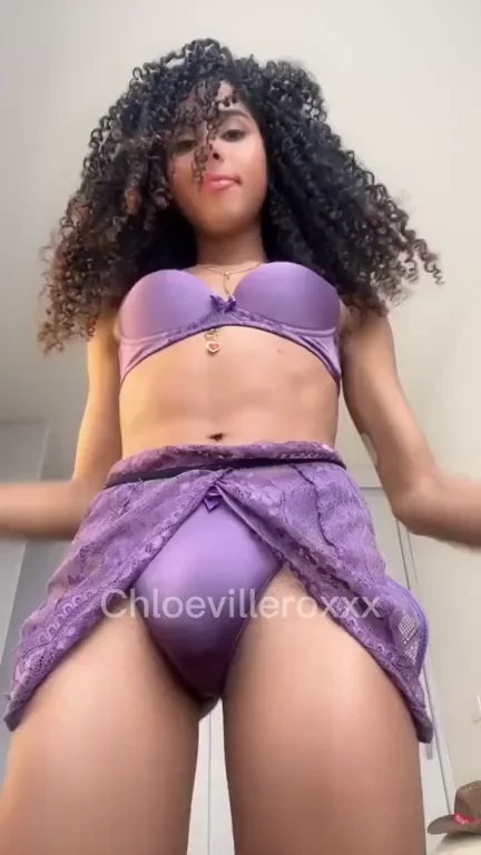 You would date a girl with big balls?ðŸ’œ😁³ I'll wait for you in OF so you can cum in 5 sec