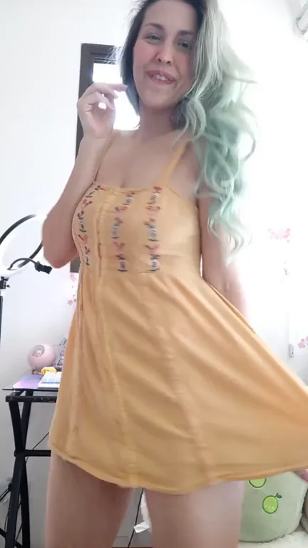 [Gif] it feel so good to hold my natural boobs... do you wanna feel it? ?
