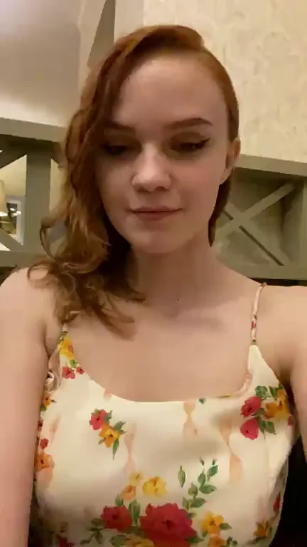 Redhead slut in cafe