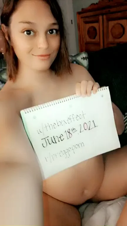 🔥 Preggo Babe's Titty Drop Verification 😍 Huge Boobs & Baby Bump Reveal