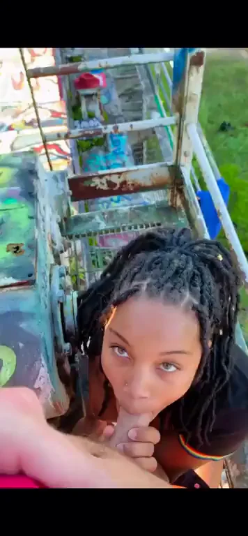 Public Walk Turns into Sloppy Outdoor Dick Sucking 😈🍆💦