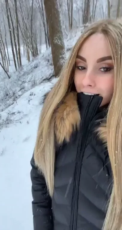 Blonde Slut Cools Off with Tits Out After Hike ❄️🍒